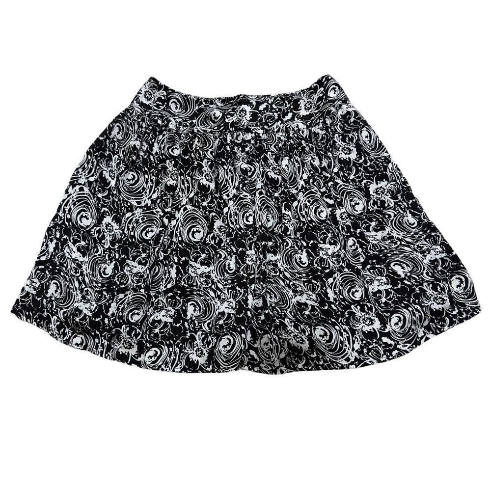 Peter Nygard Black & White Print Flowy Mini Skirt Size 6